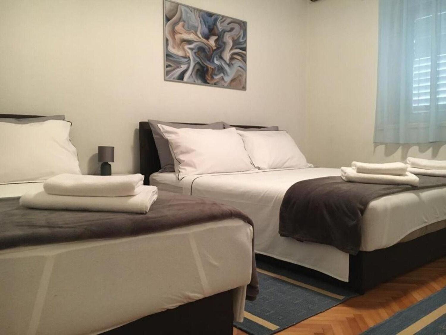 Apartment Zeljko Макарска Екстериор снимка